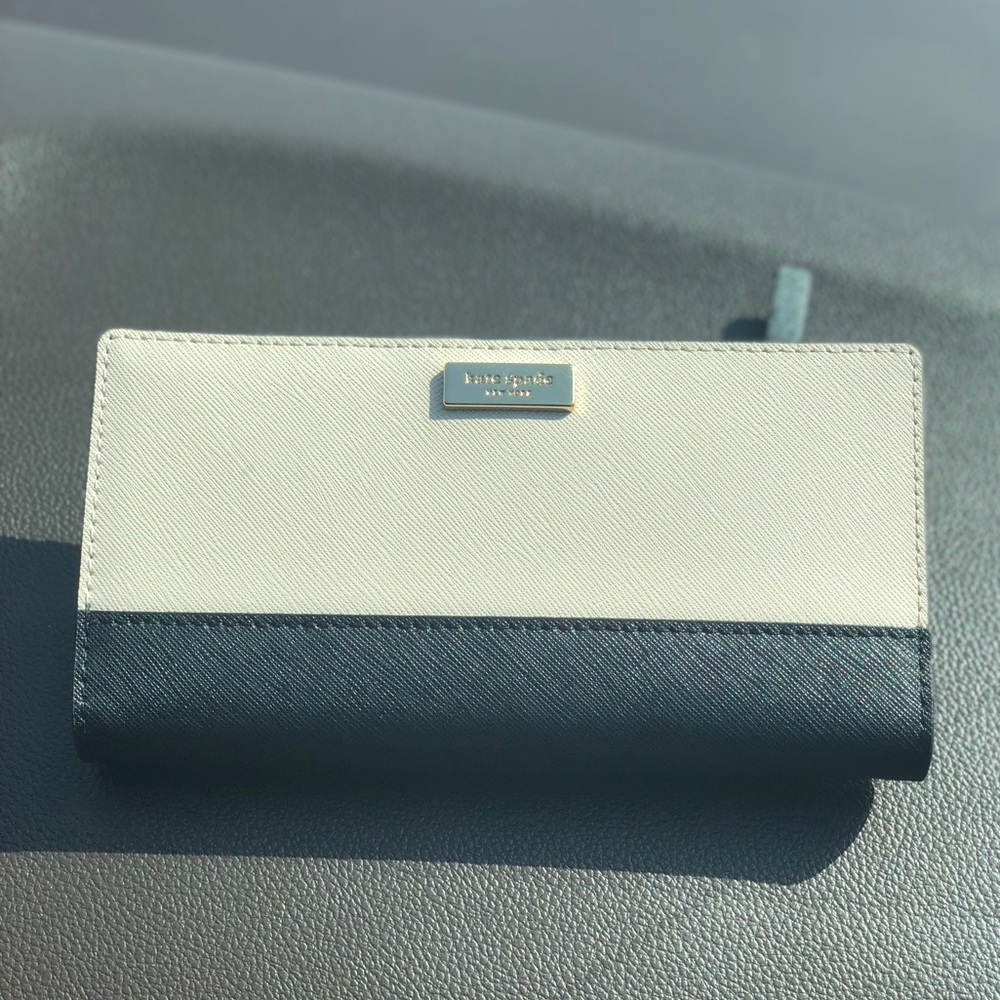 Large bifold color block wallet.   Brand new